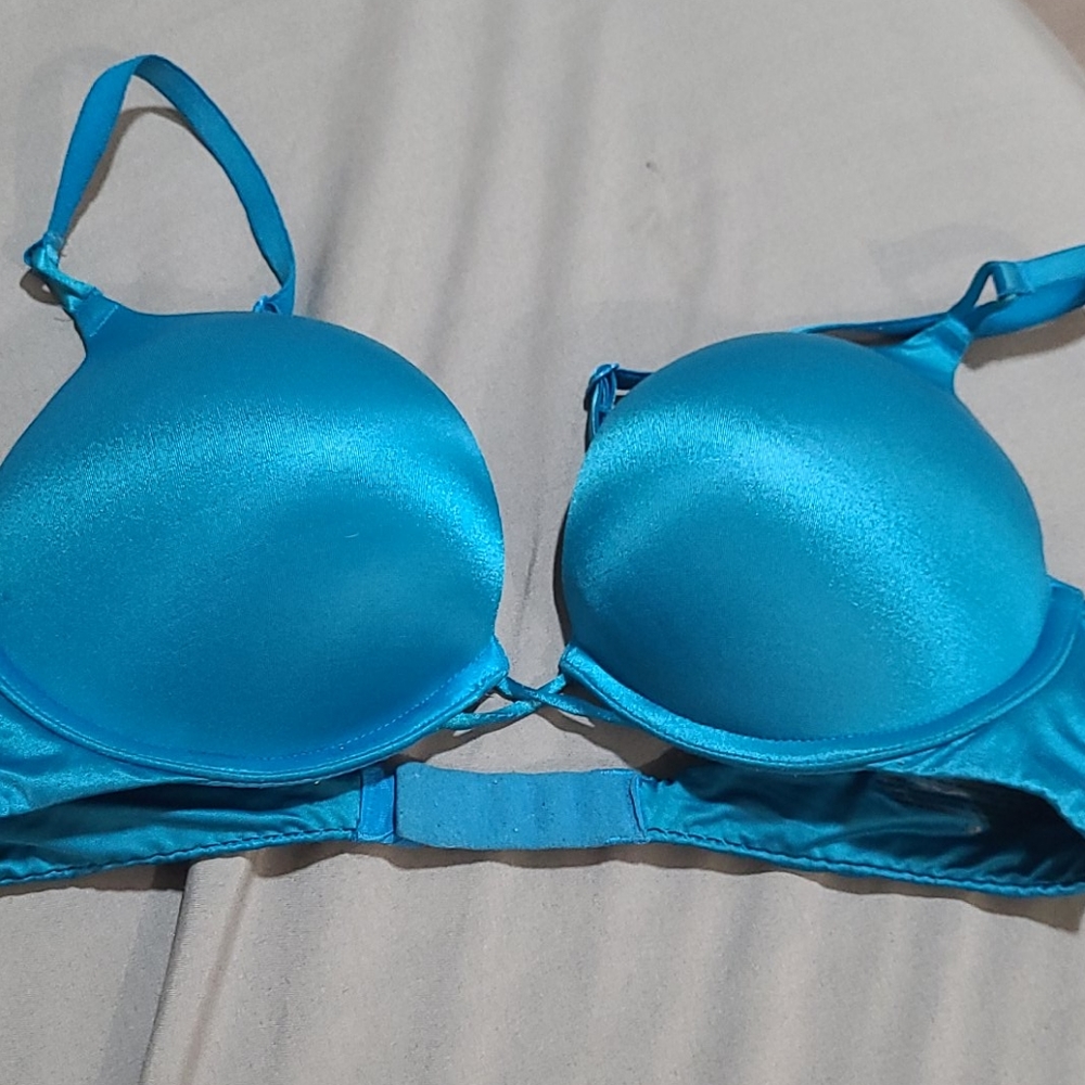 VS bombshell plunge 34b
